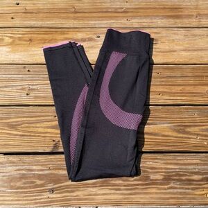 Victoria's Secret PINK Seamless Active Leggings